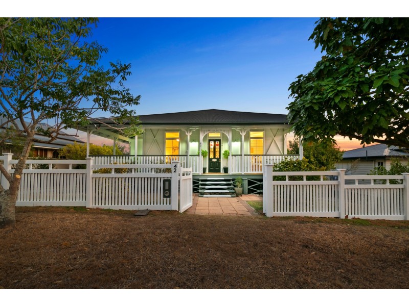 42 Park Street, Ipswich QLD 4305
