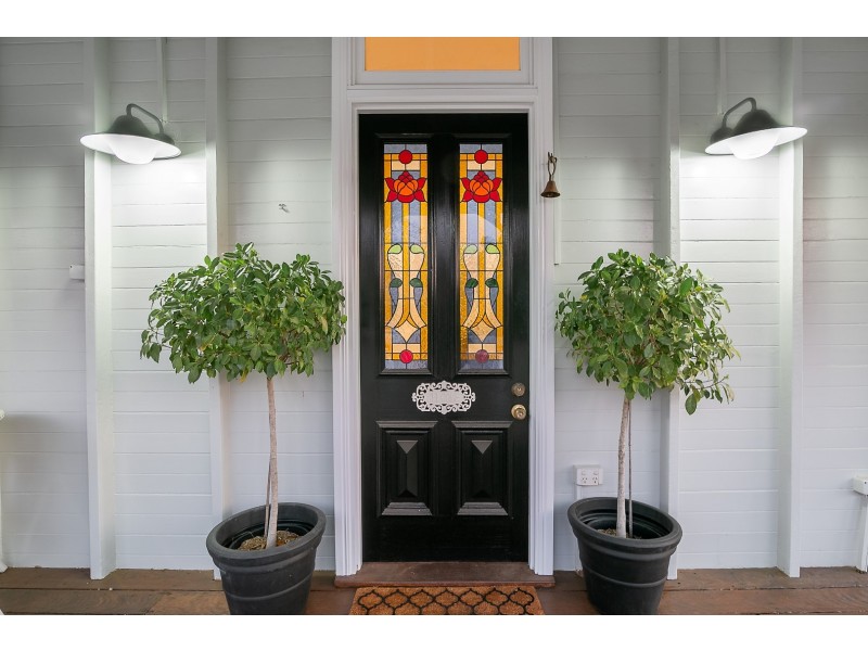 42 Park Street, Ipswich QLD 4305