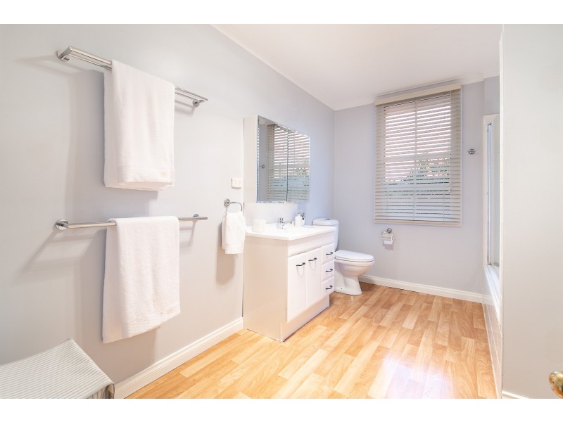 42 Park Street, Ipswich QLD 4305