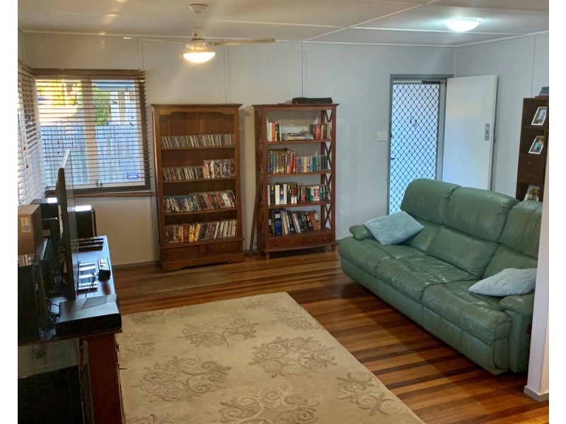 12 Coverack Street, Leichhardt QLD 4305