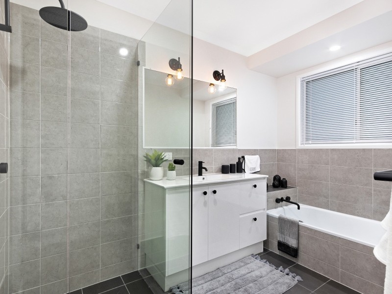 5 St Leger Court, Yamanto QLD 4305