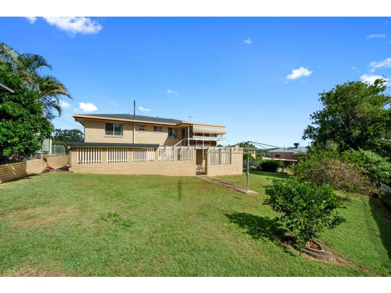 4 Beverley Court, Brassall QLD 4305