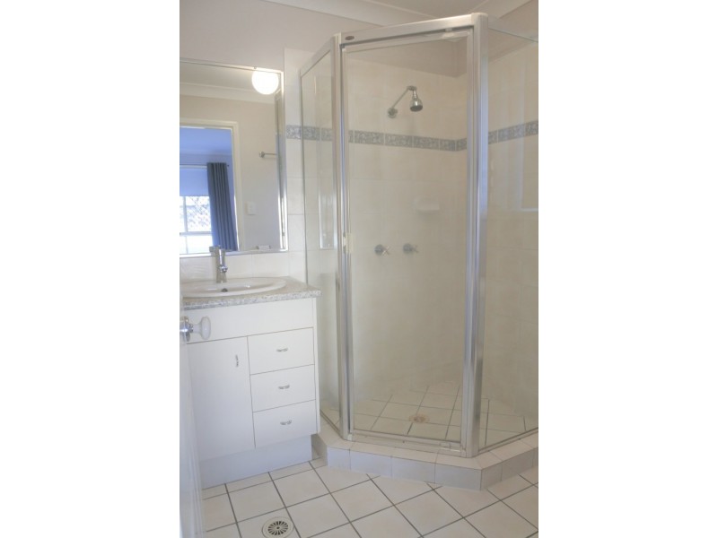 11 Kathleen Place, Yamanto QLD 4305