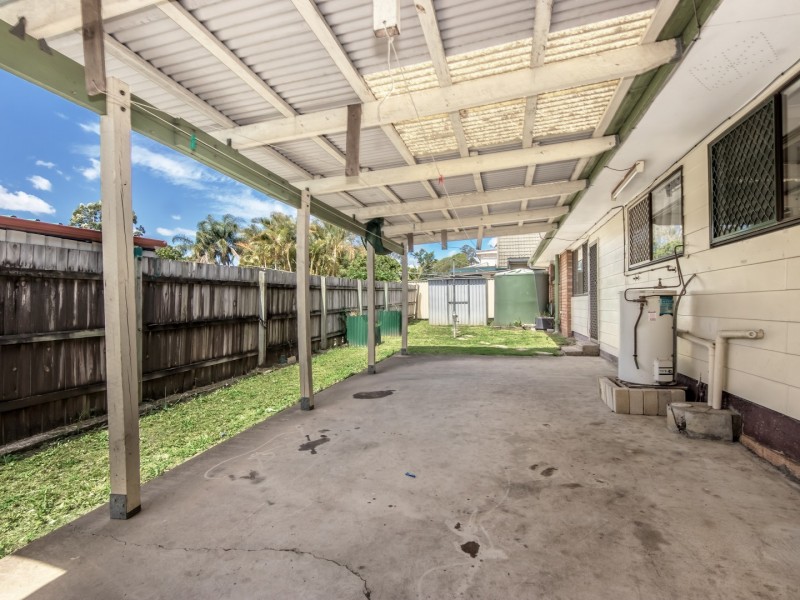 2 Coachwood Street, Crestmead QLD 4132