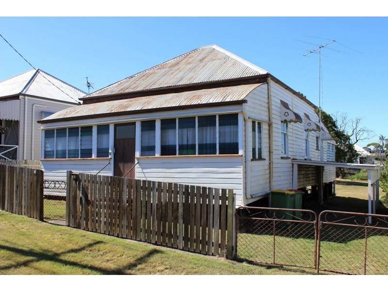 4 North Street, North Ipswich QLD 4305
