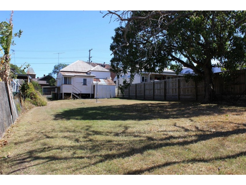 4 North Street, North Ipswich QLD 4305