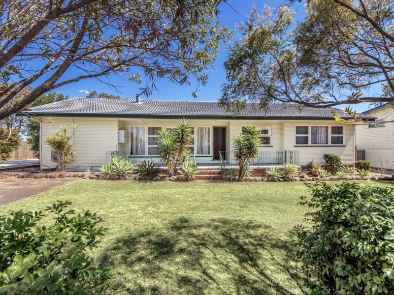 181 Raceview Street, Raceview QLD 4305