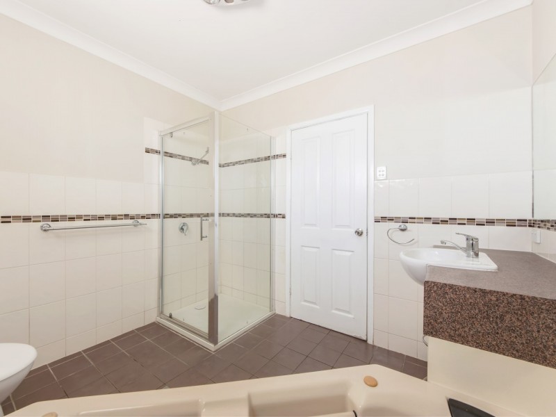 181 Raceview Street, Raceview QLD 4305