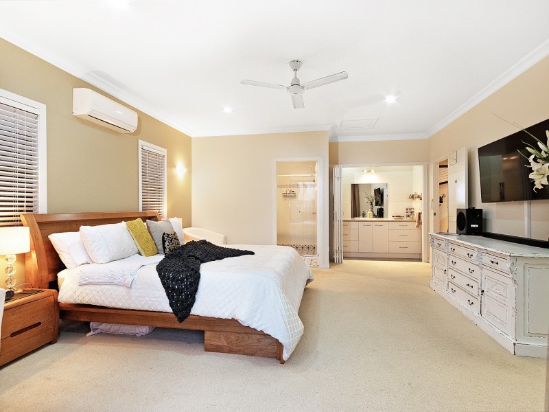 7 Lloyd George Street, Eastern Heights QLD 4305