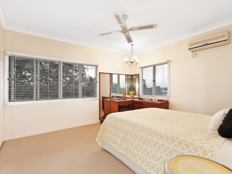 7 Lloyd George Street, Eastern Heights QLD 4305