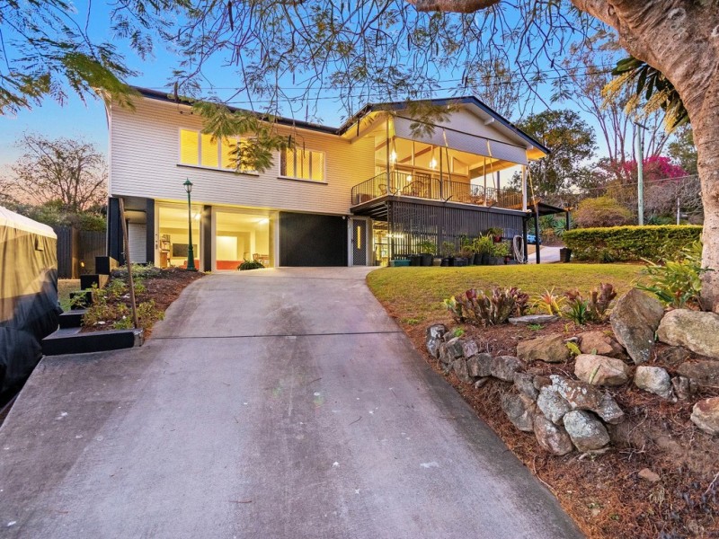 7 Lloyd George Street, Eastern Heights QLD 4305