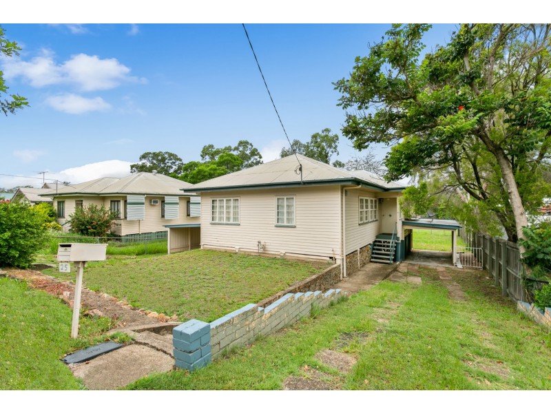 25 Coleman Street, Leichhardt QLD 4305
