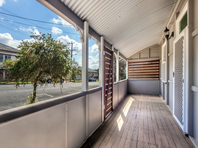 37 Martin Street, Woodend QLD 4305
