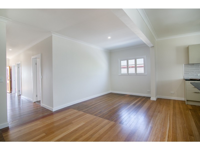 7 Rex Street, Eastern Heights QLD 4305