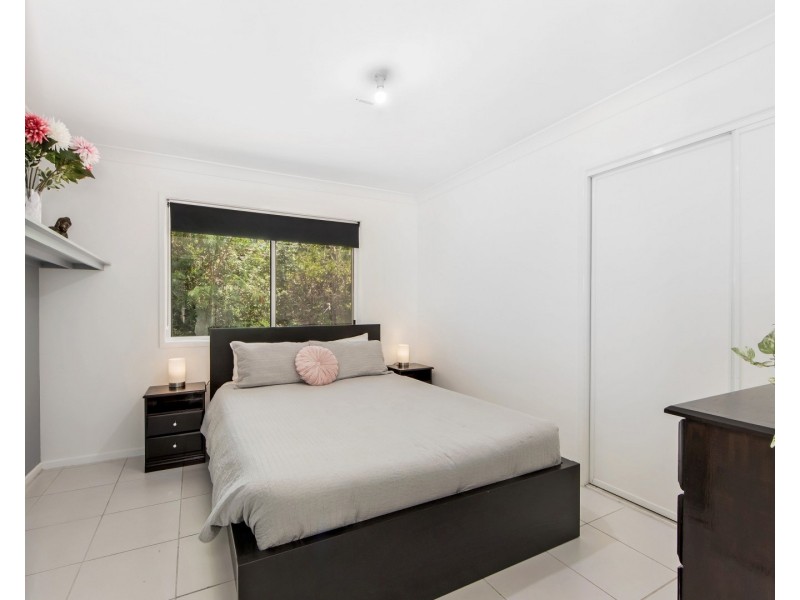 20 Macadamia Court, Walloon QLD 4306