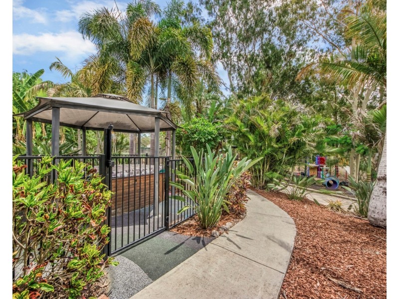 20 Macadamia Court, Walloon QLD 4306