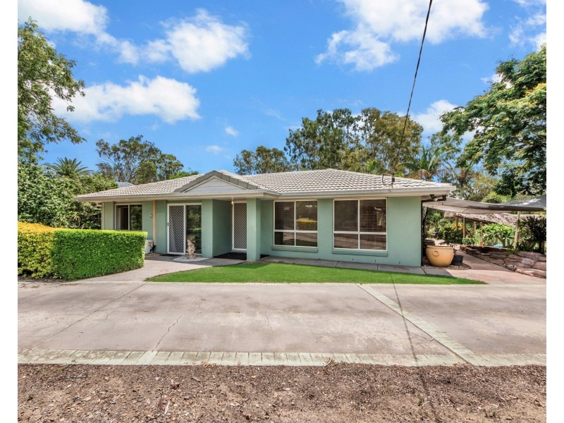 20 Macadamia Court, Walloon QLD 4306