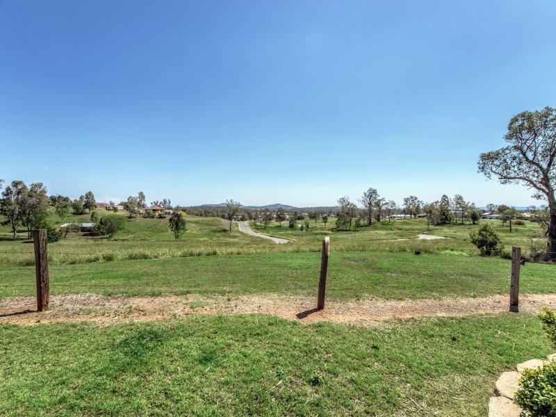 24 Knox Lane North, Fernvale QLD 4306