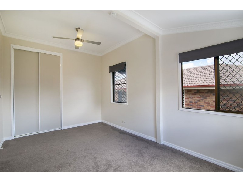 44 Russell Street, Silkstone QLD 4304