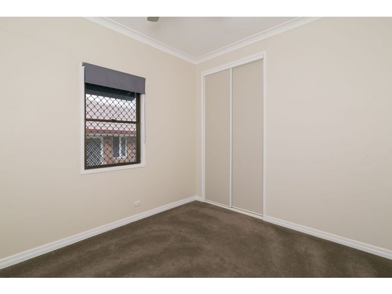 44 Russell Street, Silkstone QLD 4304