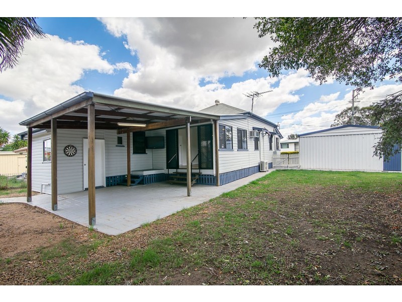 44 Russell Street, Silkstone QLD 4304