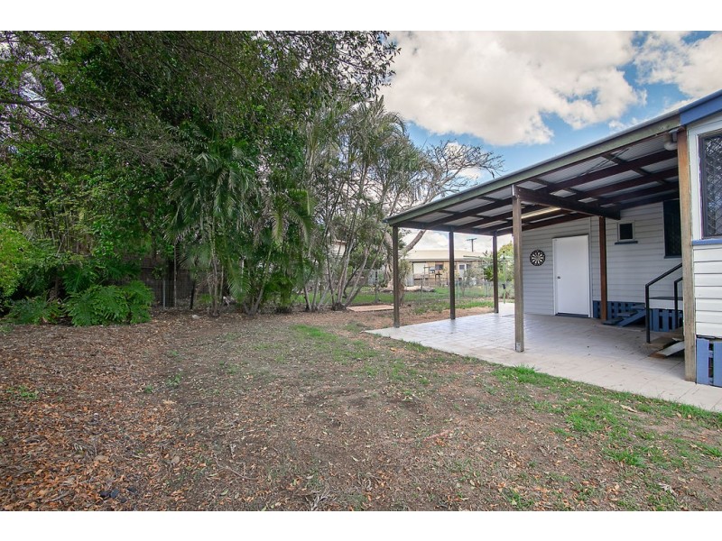 44 Russell Street, Silkstone QLD 4304