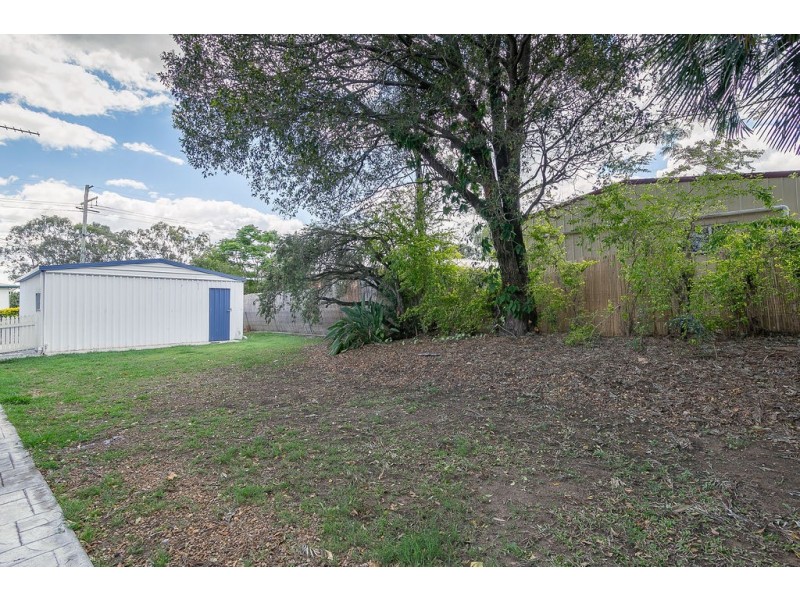 44 Russell Street, Silkstone QLD 4304