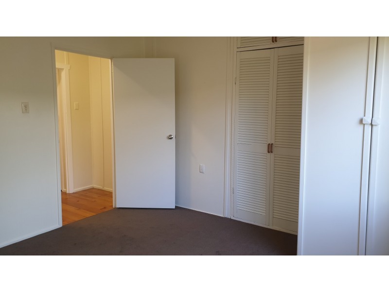 43 Chermside Road, Eastern Heights QLD 4305