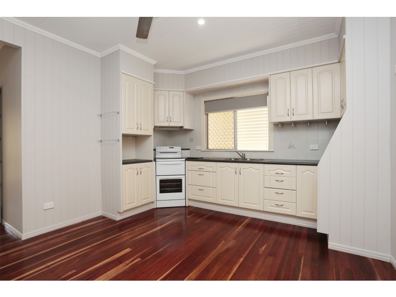 18 Kerton Street, Brassall QLD 4305