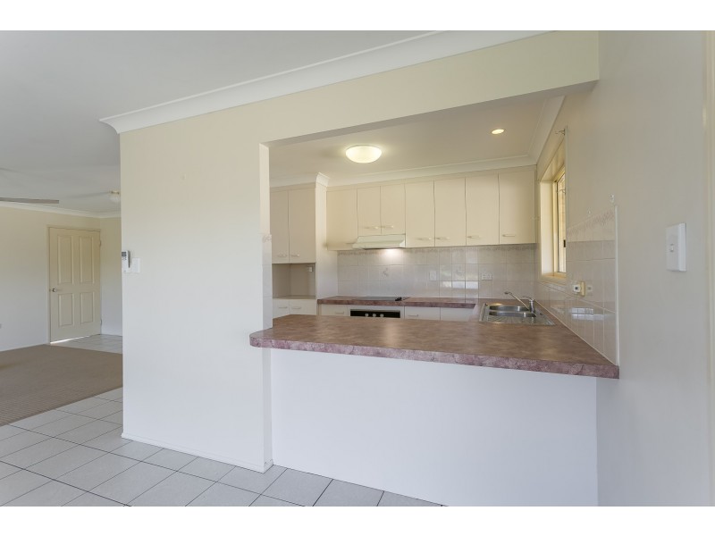 1 Redwood Place, Yamanto QLD 4305