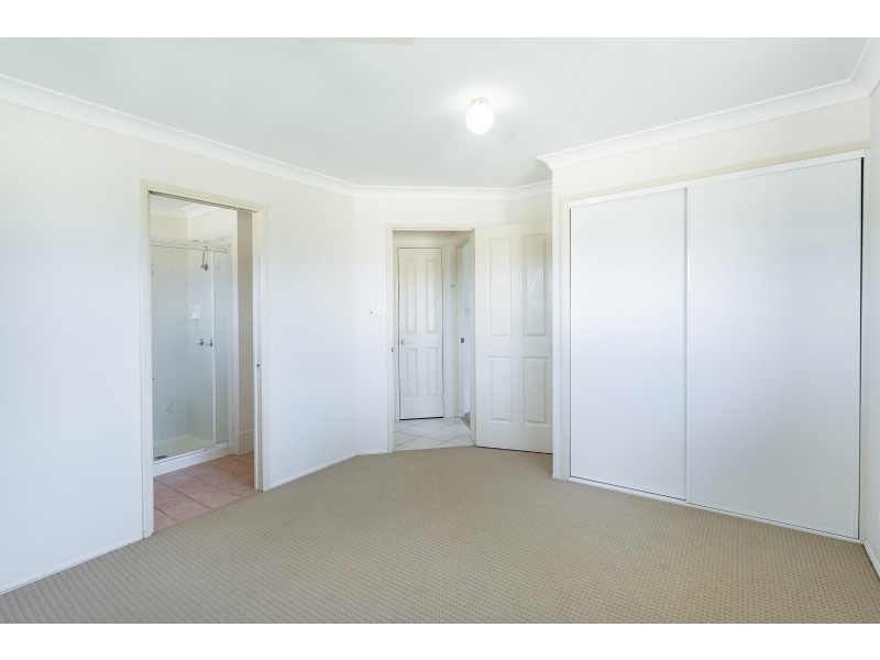 1 Redwood Place, Yamanto QLD 4305