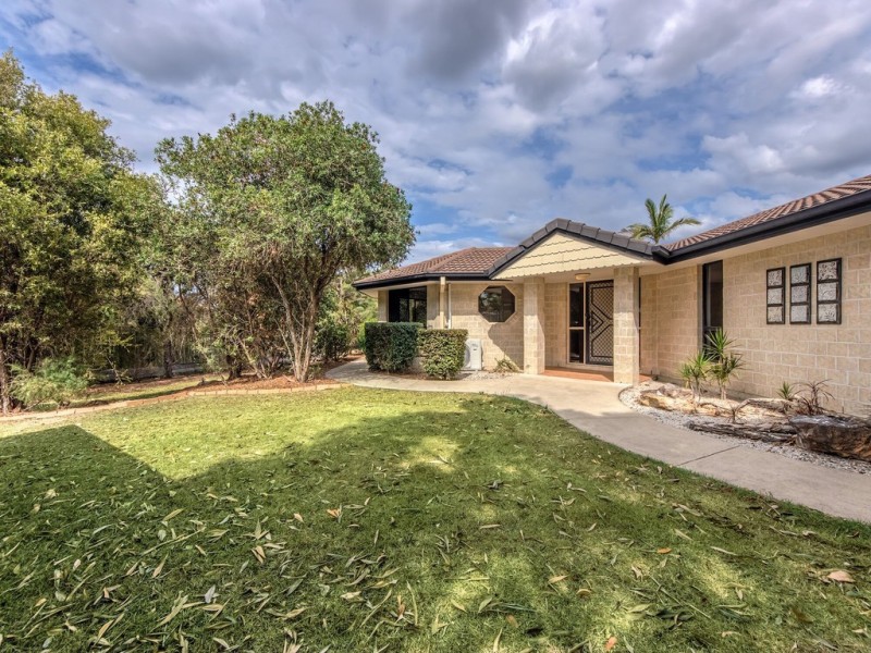 8 Hereward Court, Brassall QLD 4305