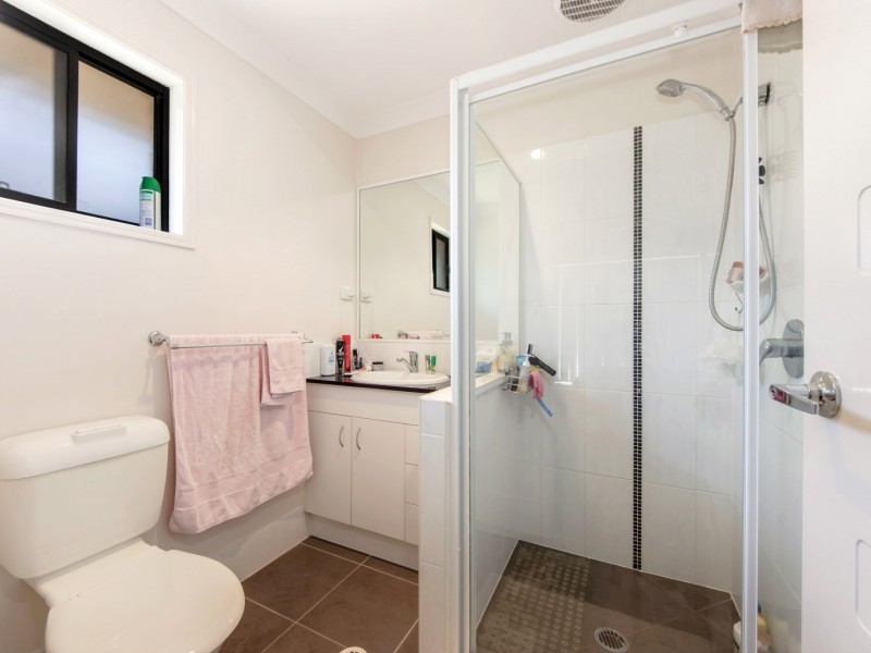 4 Atlantic Drive, Brassall QLD 4305