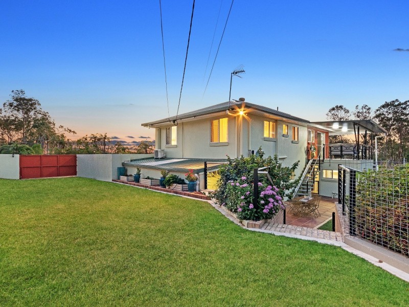 1 Rita Court, Bellbird Park QLD 4300