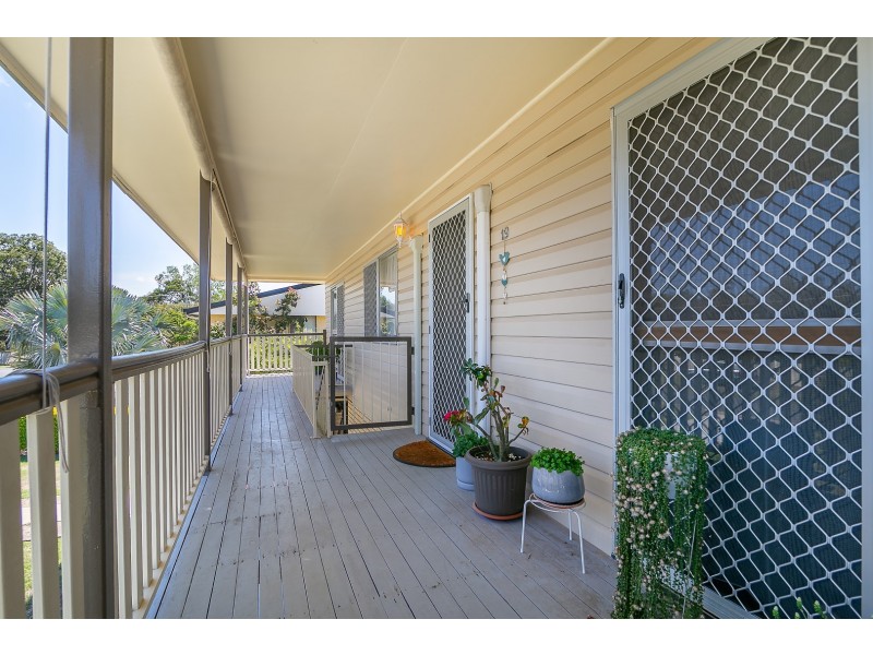 19 Boundary Street, Moores Pocket QLD 4305