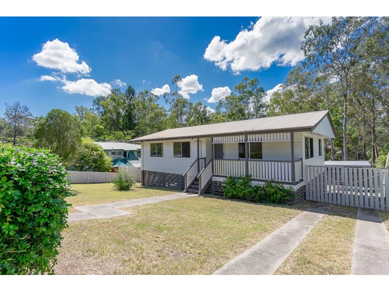 13 Pickering Street, Riverview QLD 4303