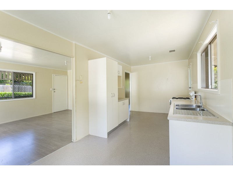 13 Pickering Street, Riverview QLD 4303