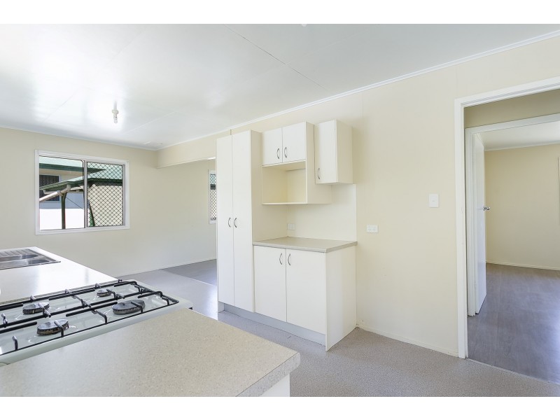 13 Pickering Street, Riverview QLD 4303