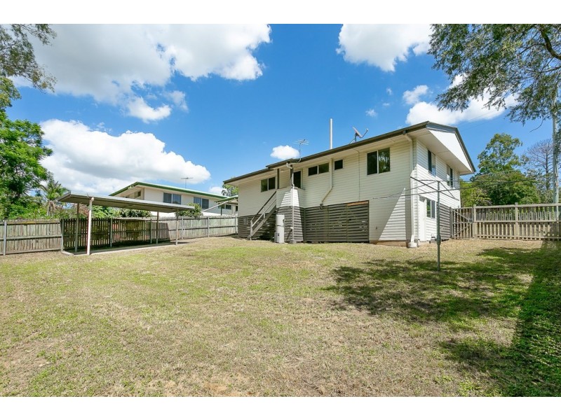 13 Pickering Street, Riverview QLD 4303