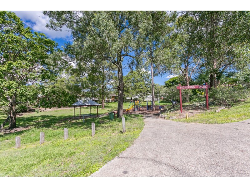 13 Pickering Street, Riverview QLD 4303