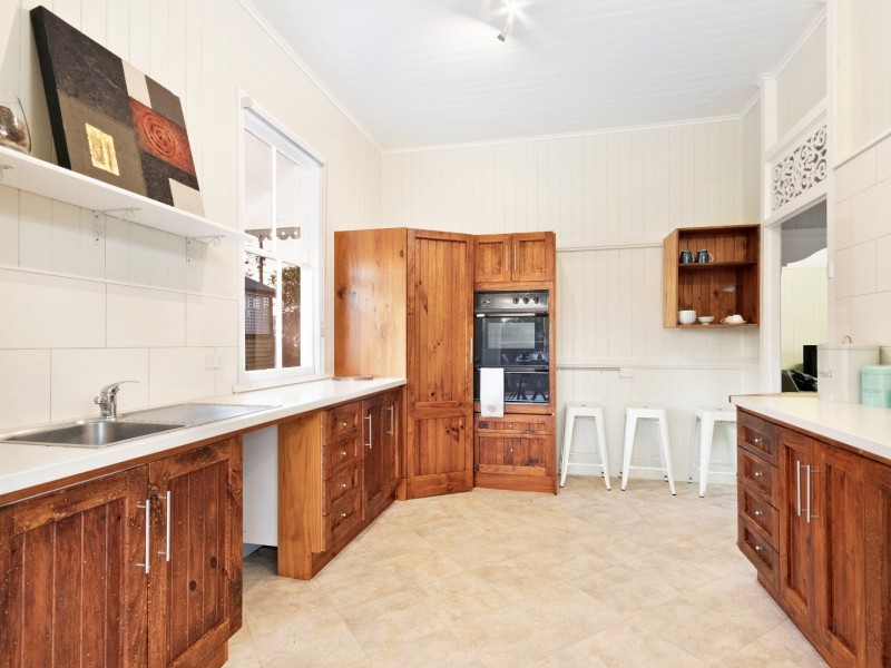 39 Tiger Street, West Ipswich QLD 4305