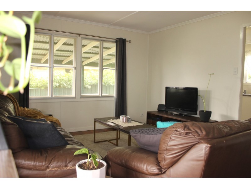 1C Edward Street, One Mile QLD 4305