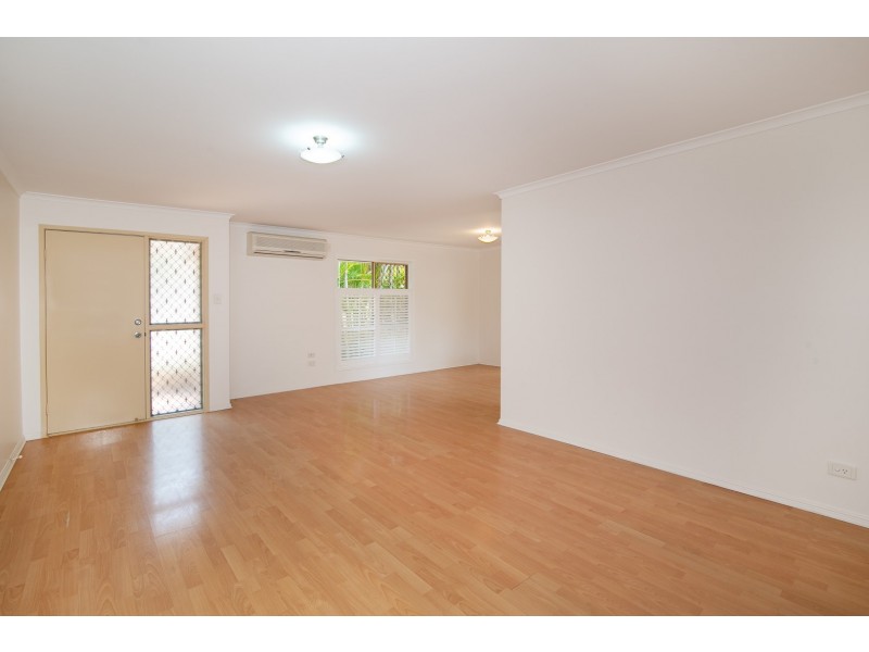 8/22 Buttler Street, Bellbird Park QLD 4300