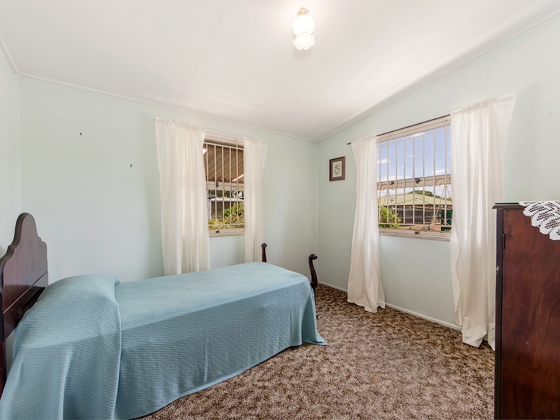 281 South Station Road, Raceview QLD 4305