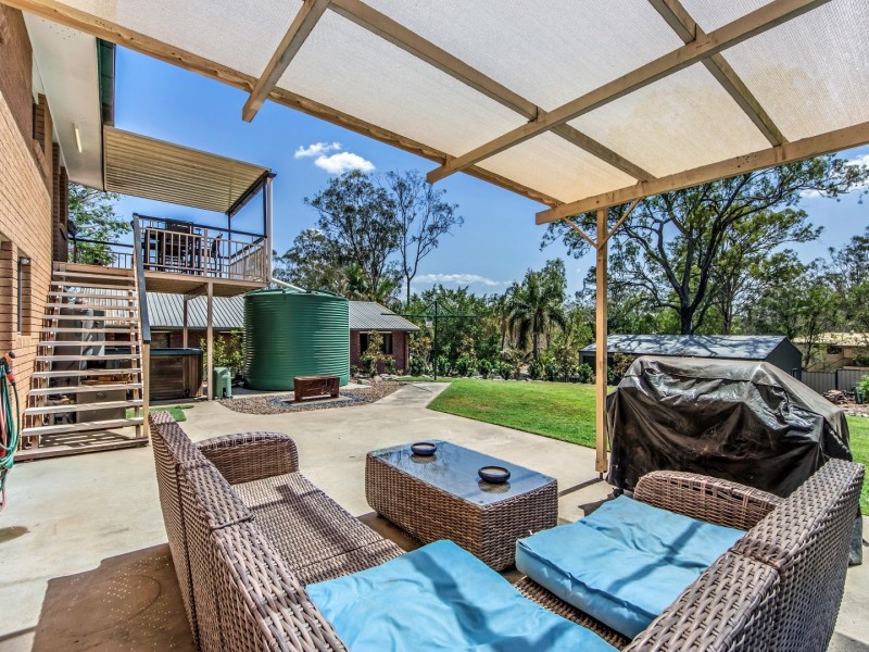 1 Blackwood Avenue, North Ipswich QLD 4305