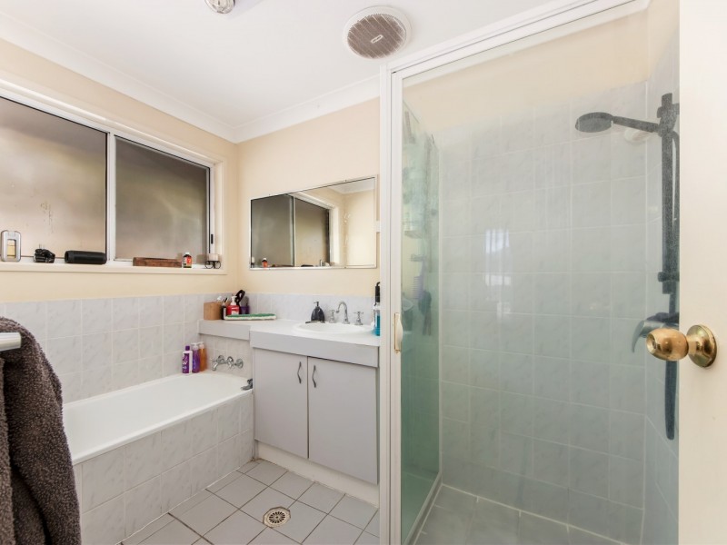 12 Bowen Street, Churchill QLD 4305