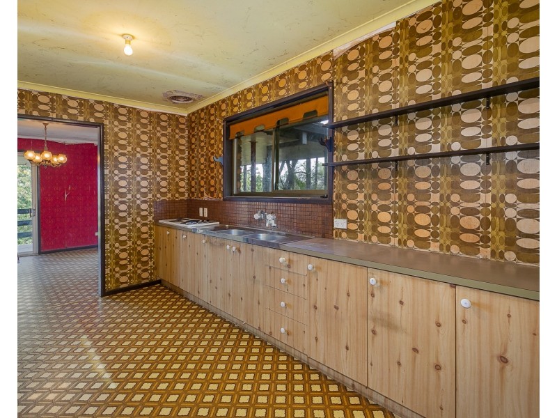 22 Arnold Street, Wulkuraka QLD 4305