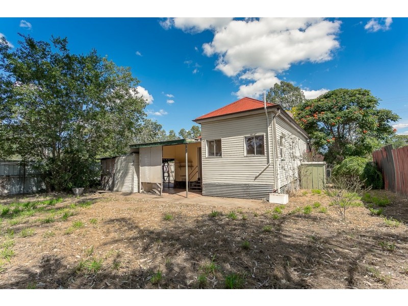 16 Bergins Hill Road, Bundamba QLD 4304