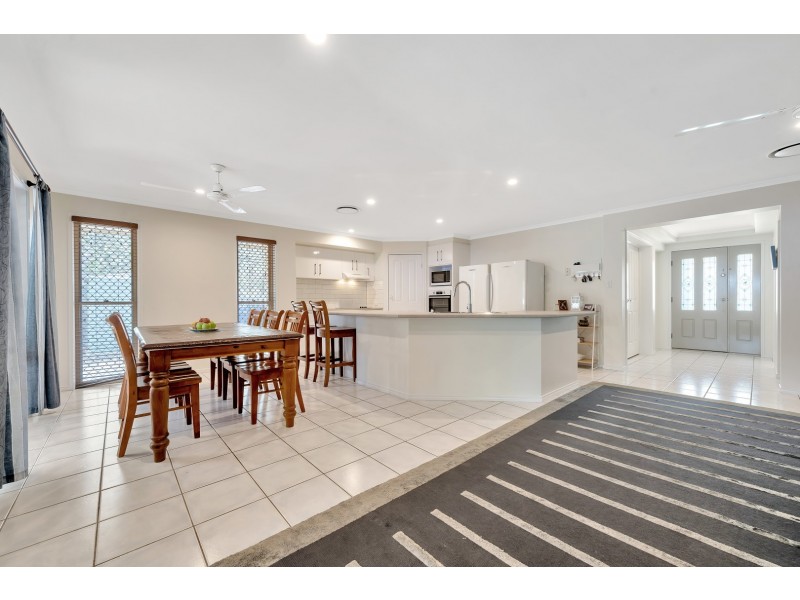 113 Pine Mountain Road, Brassall QLD 4305