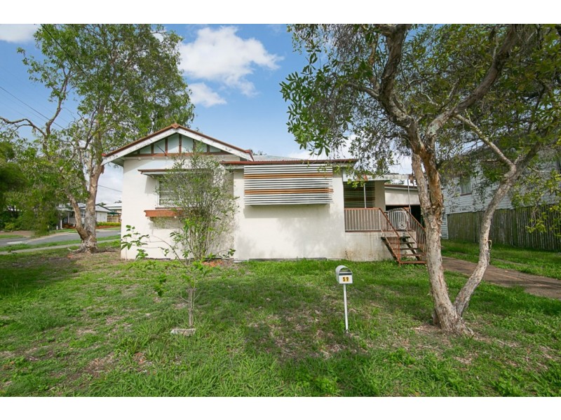 59 South Station Road, Booval QLD 4304